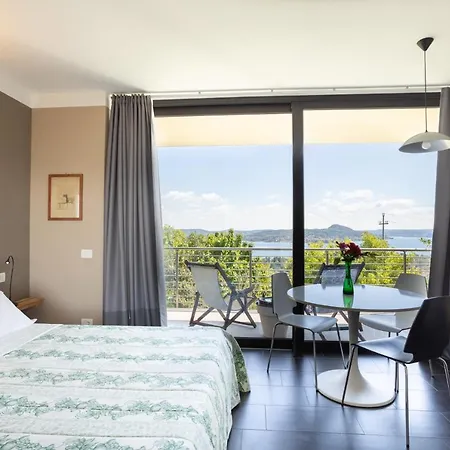 La Torretta & Bed & Breakfast