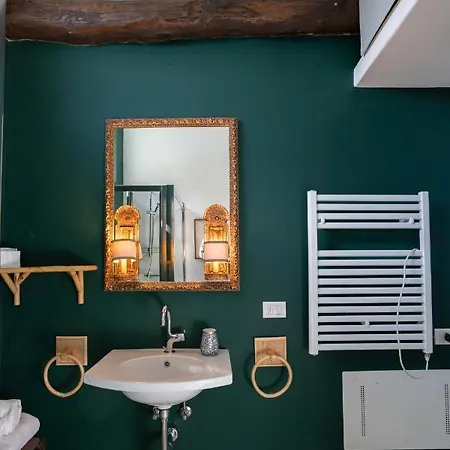 La Torretta & Bed & Breakfast Lesa