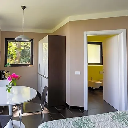 La Torretta & Bed & Breakfast Lesa